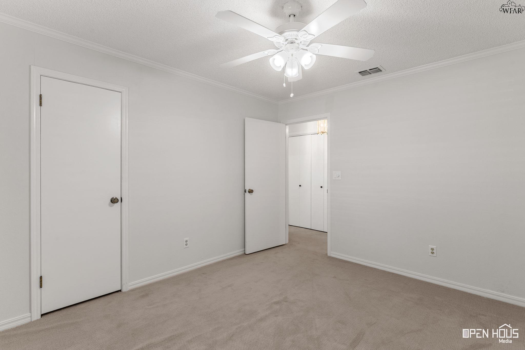 1701 E SPRING STREET