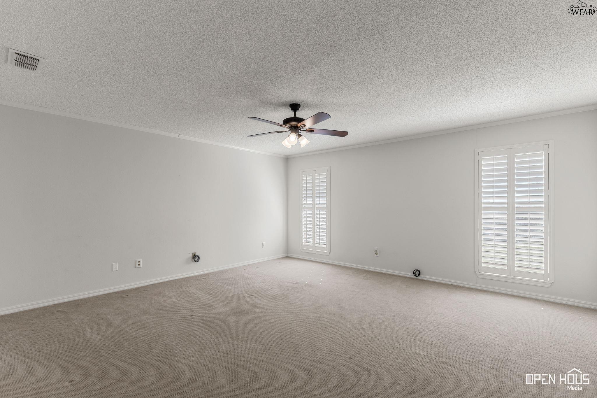 1701 E SPRING STREET