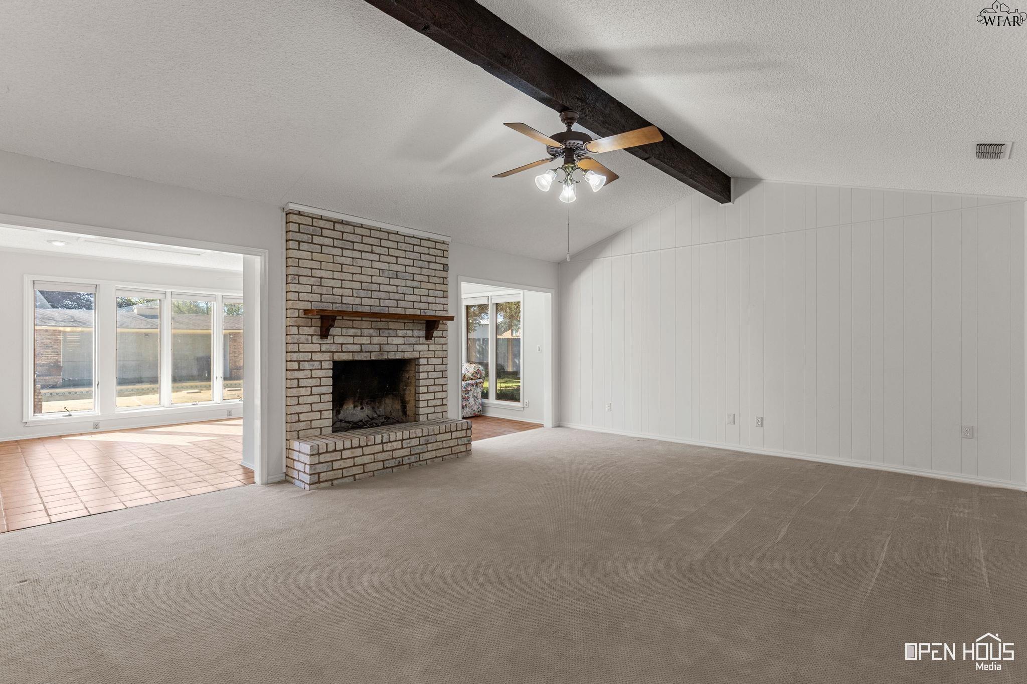 1701 E SPRING STREET