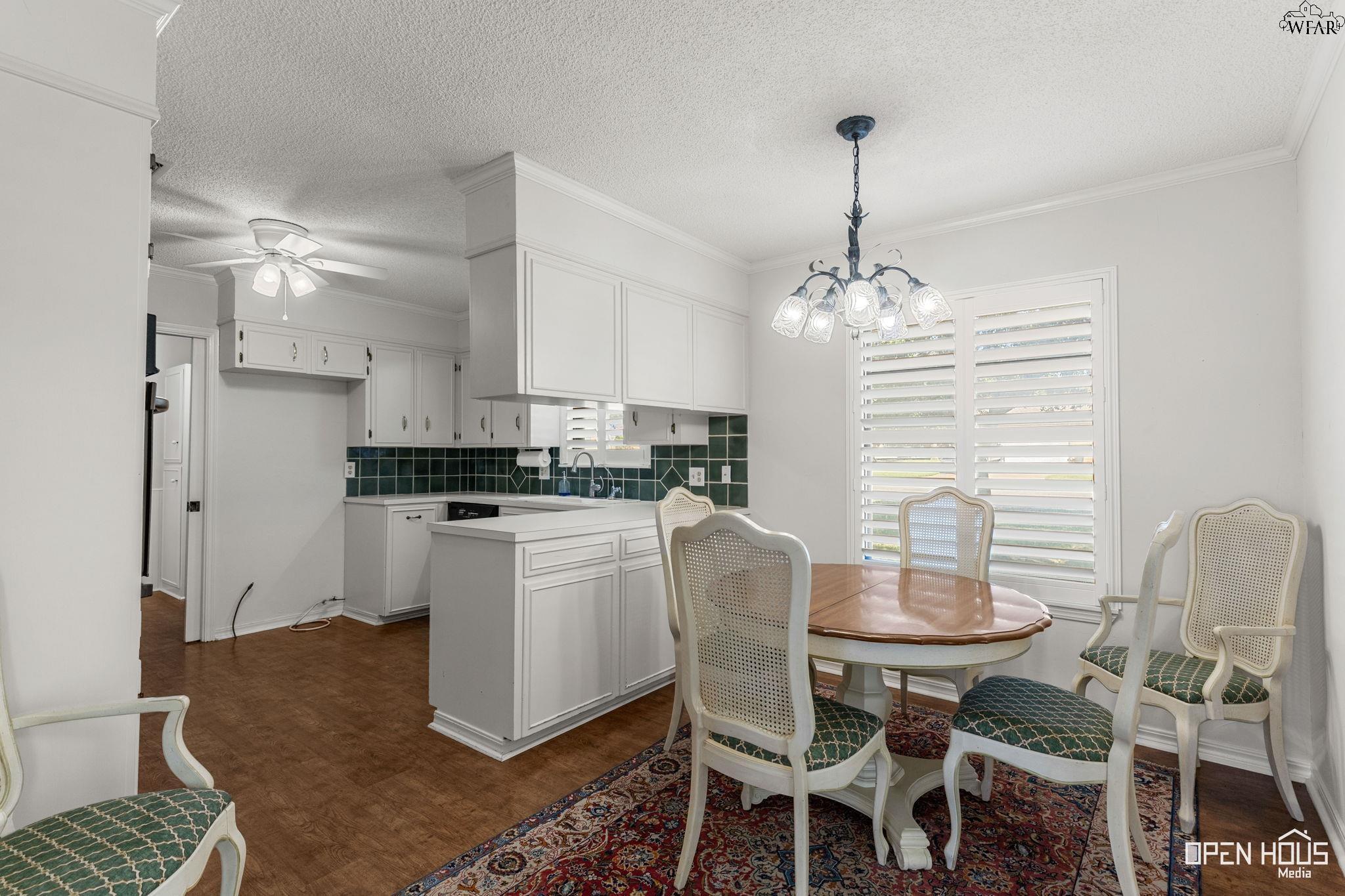 1701 E SPRING STREET