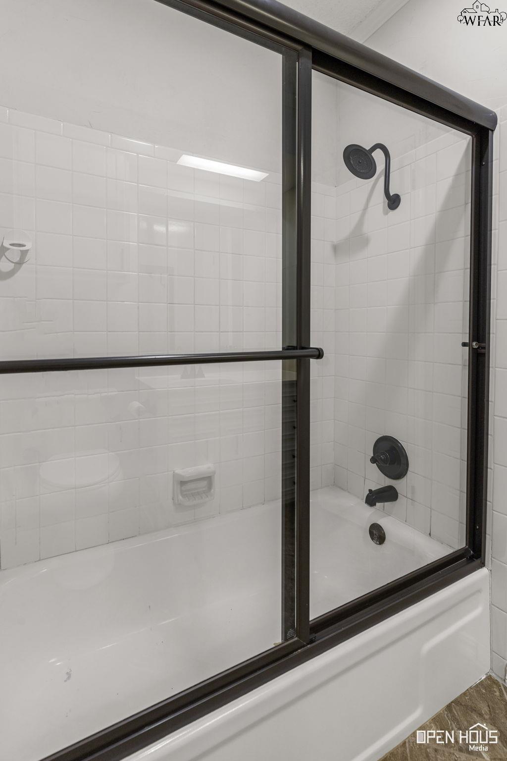 1701 E SPRING STREET