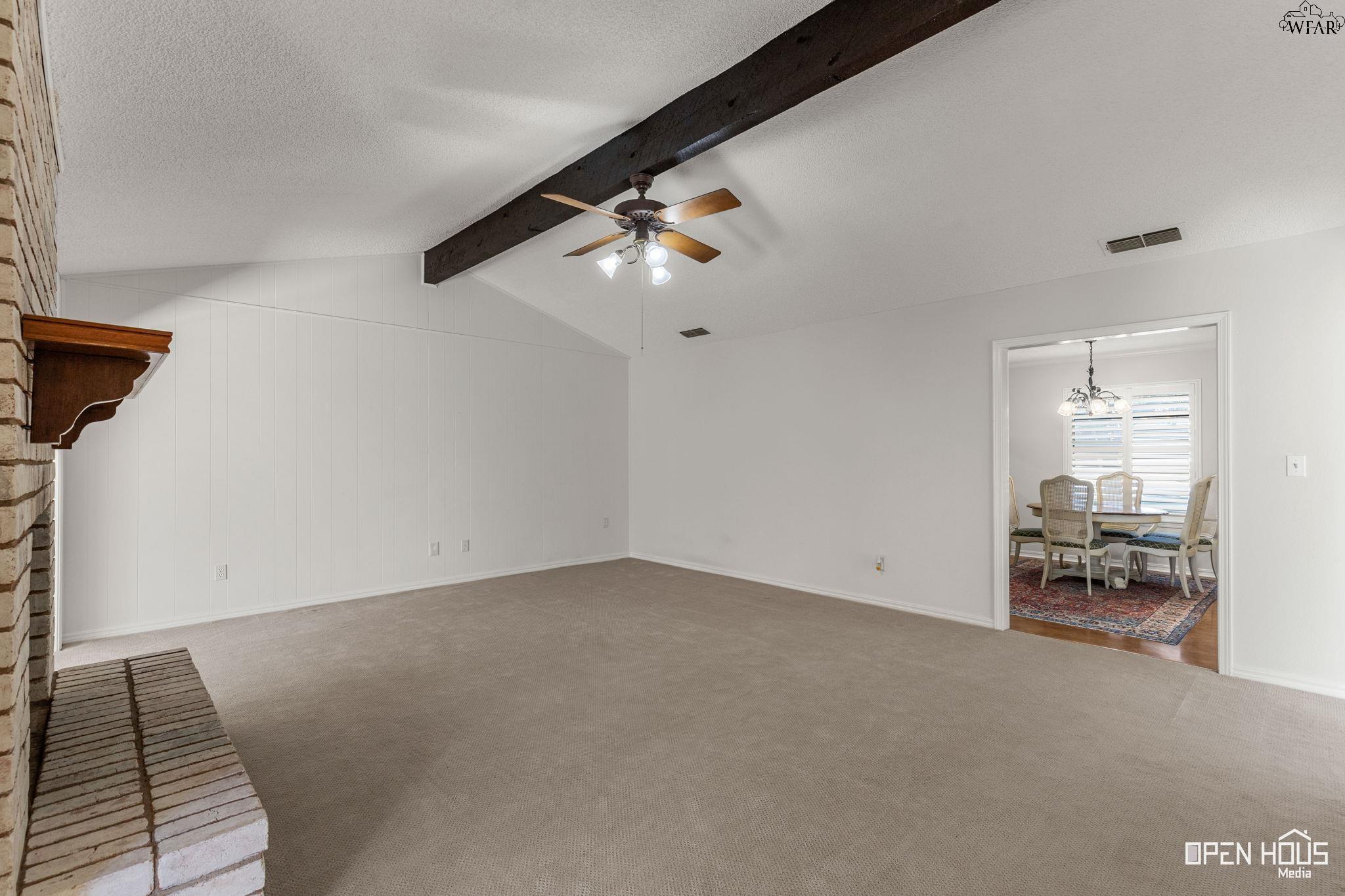 1701 E SPRING STREET