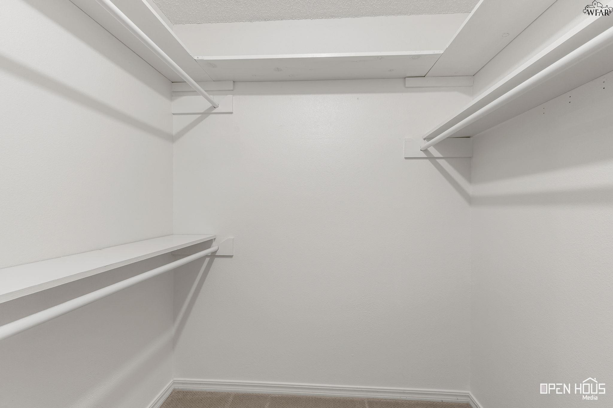 1701 E SPRING STREET