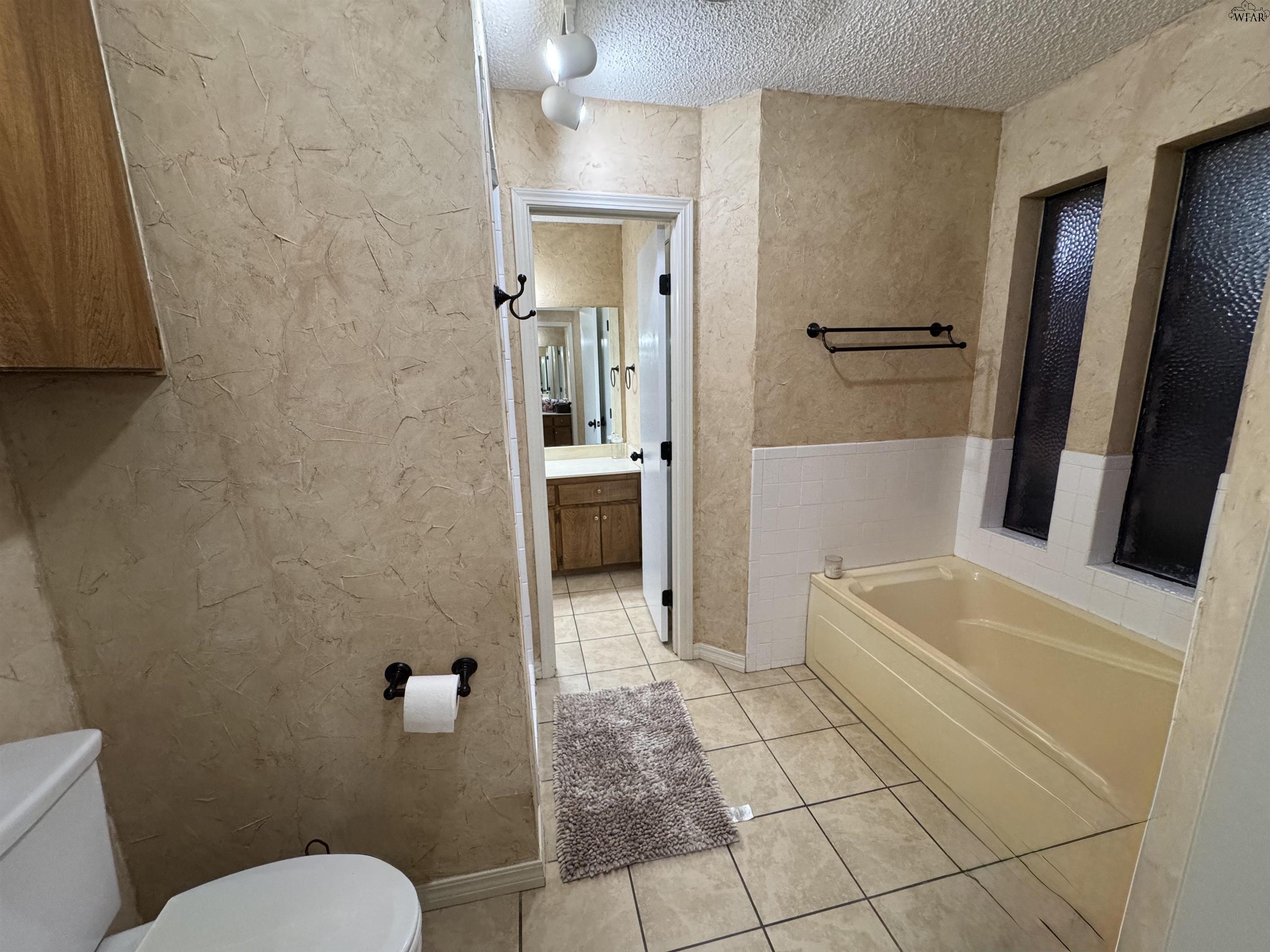 4806 ROYAL OAK STREET