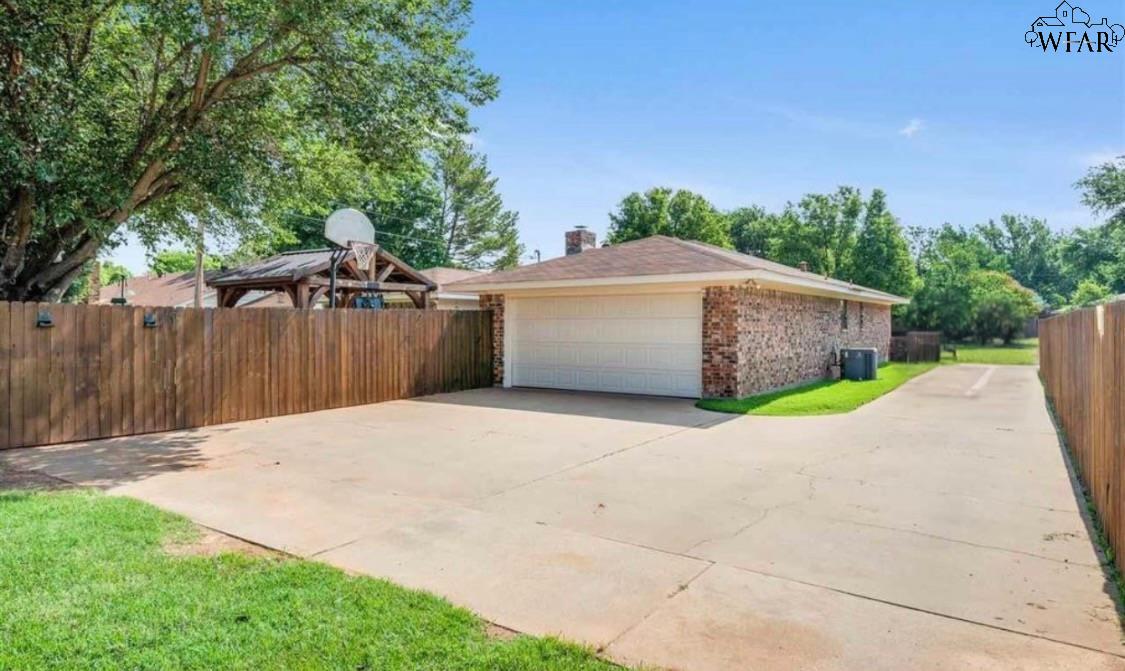 4806 ROYAL OAK STREET