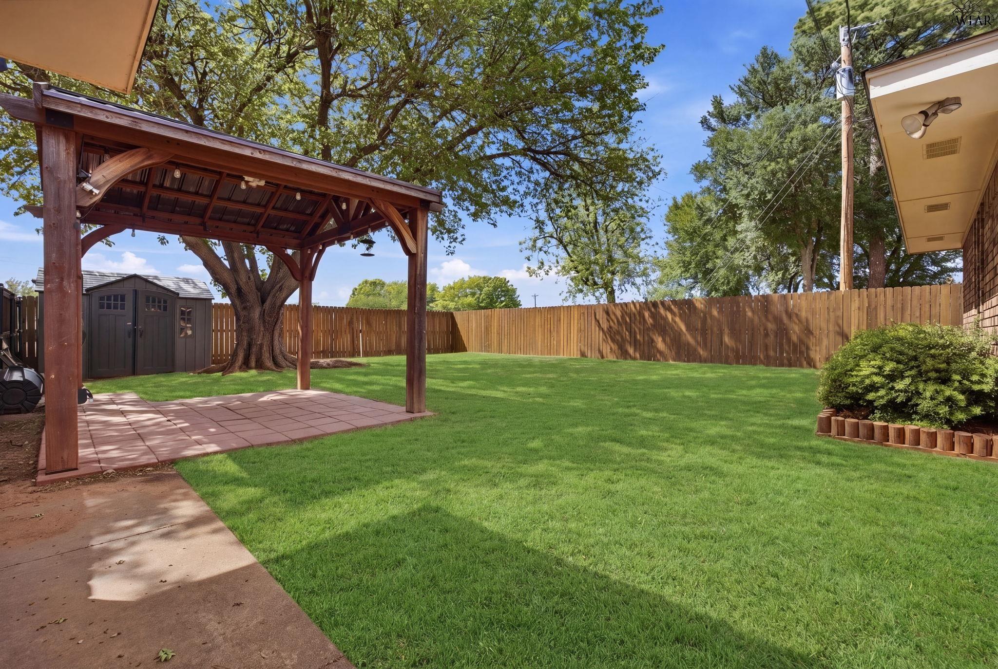 4806 ROYAL OAK STREET