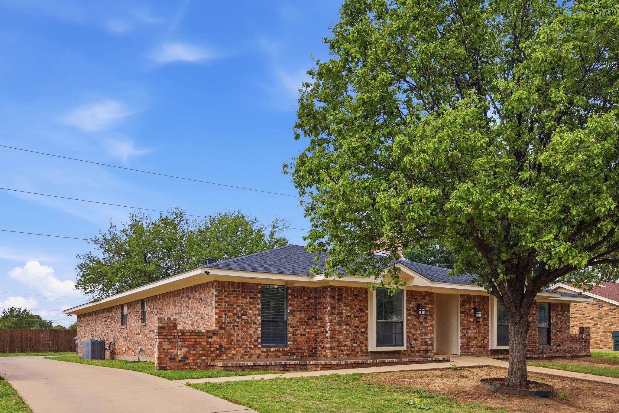 4806 ROYAL OAK STREET