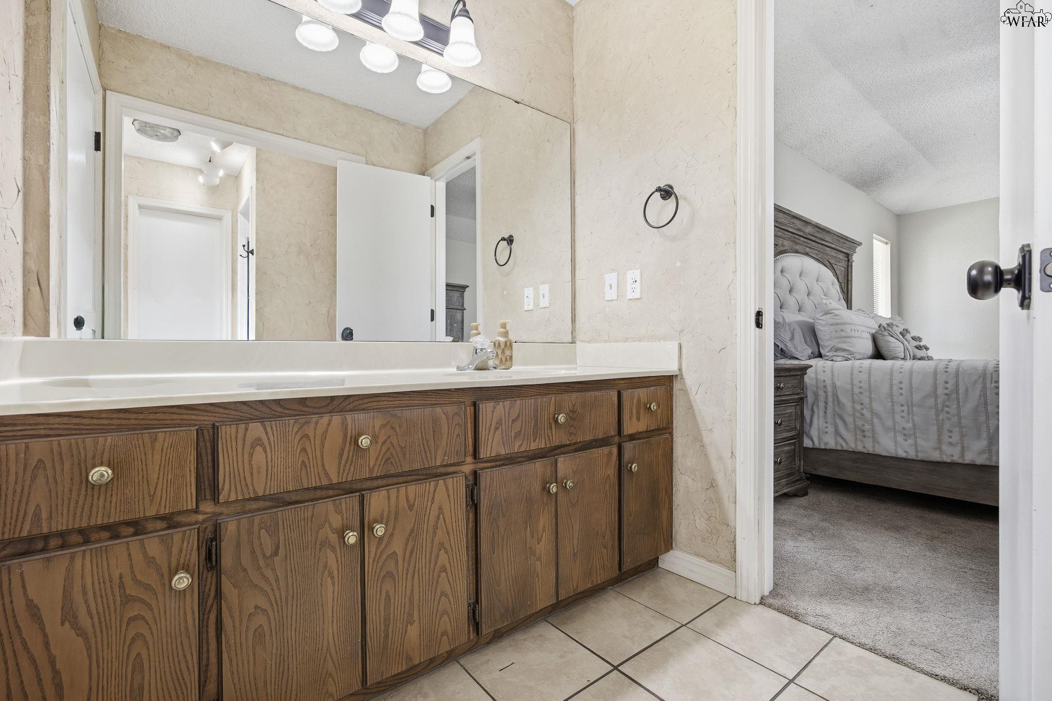 4806 ROYAL OAK STREET