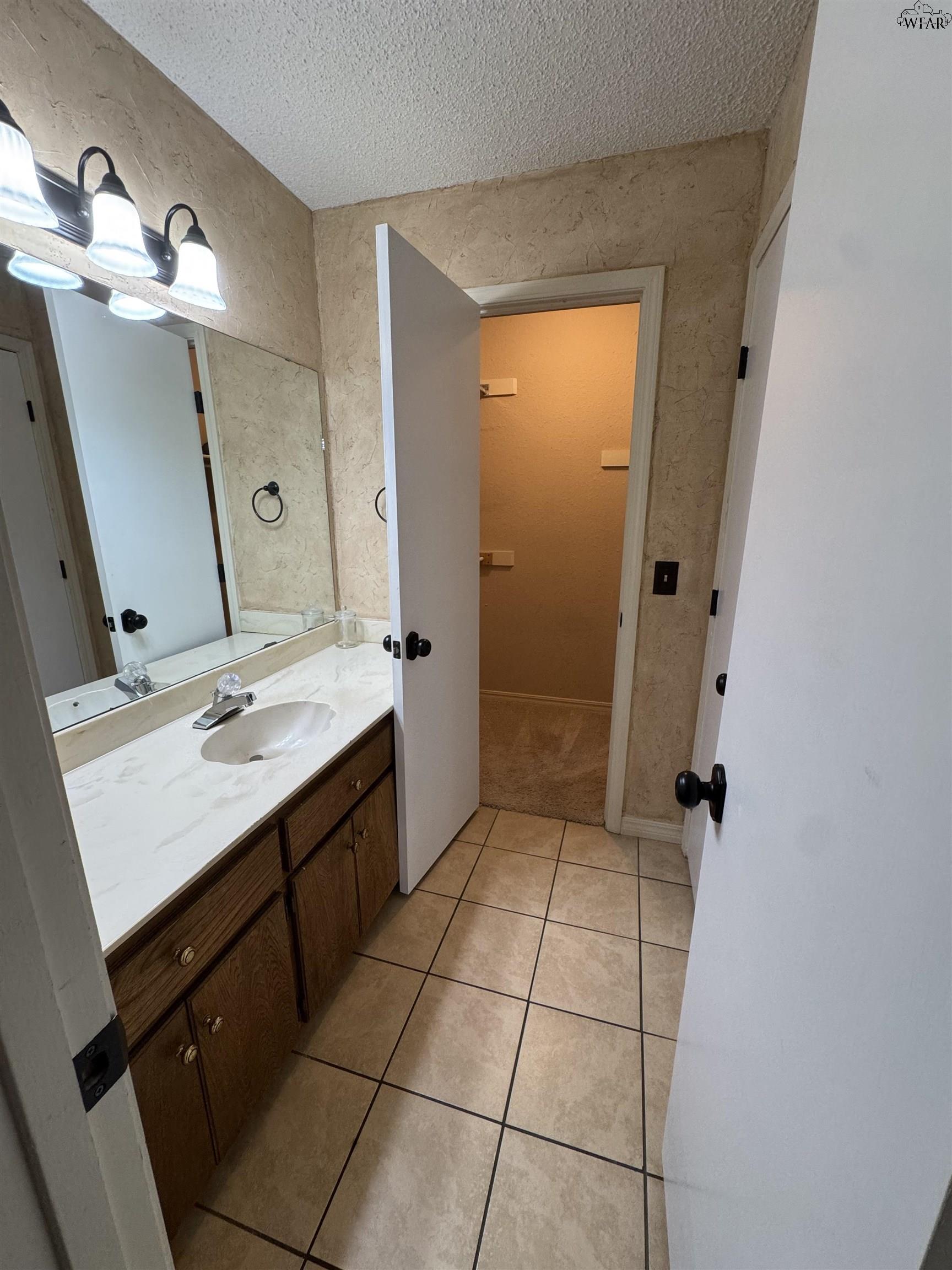 4806 ROYAL OAK STREET