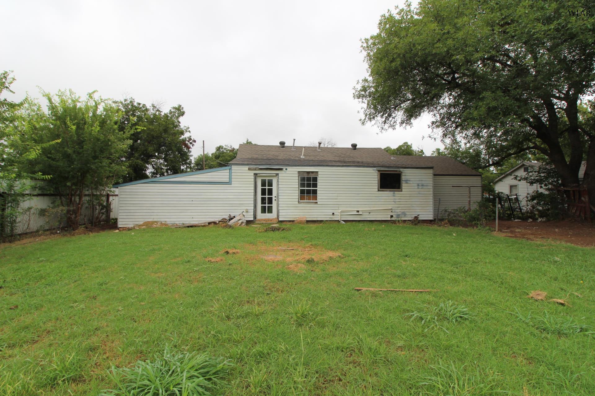 1107 HARLAN AVENUE