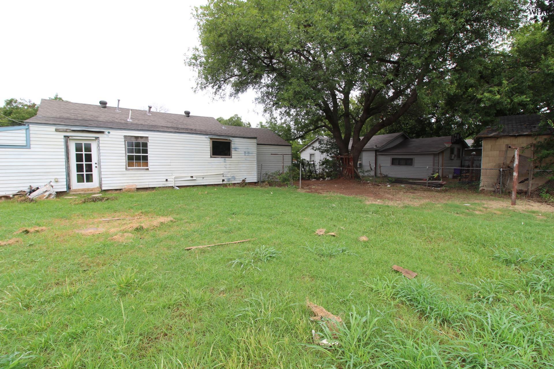 1107 HARLAN AVENUE