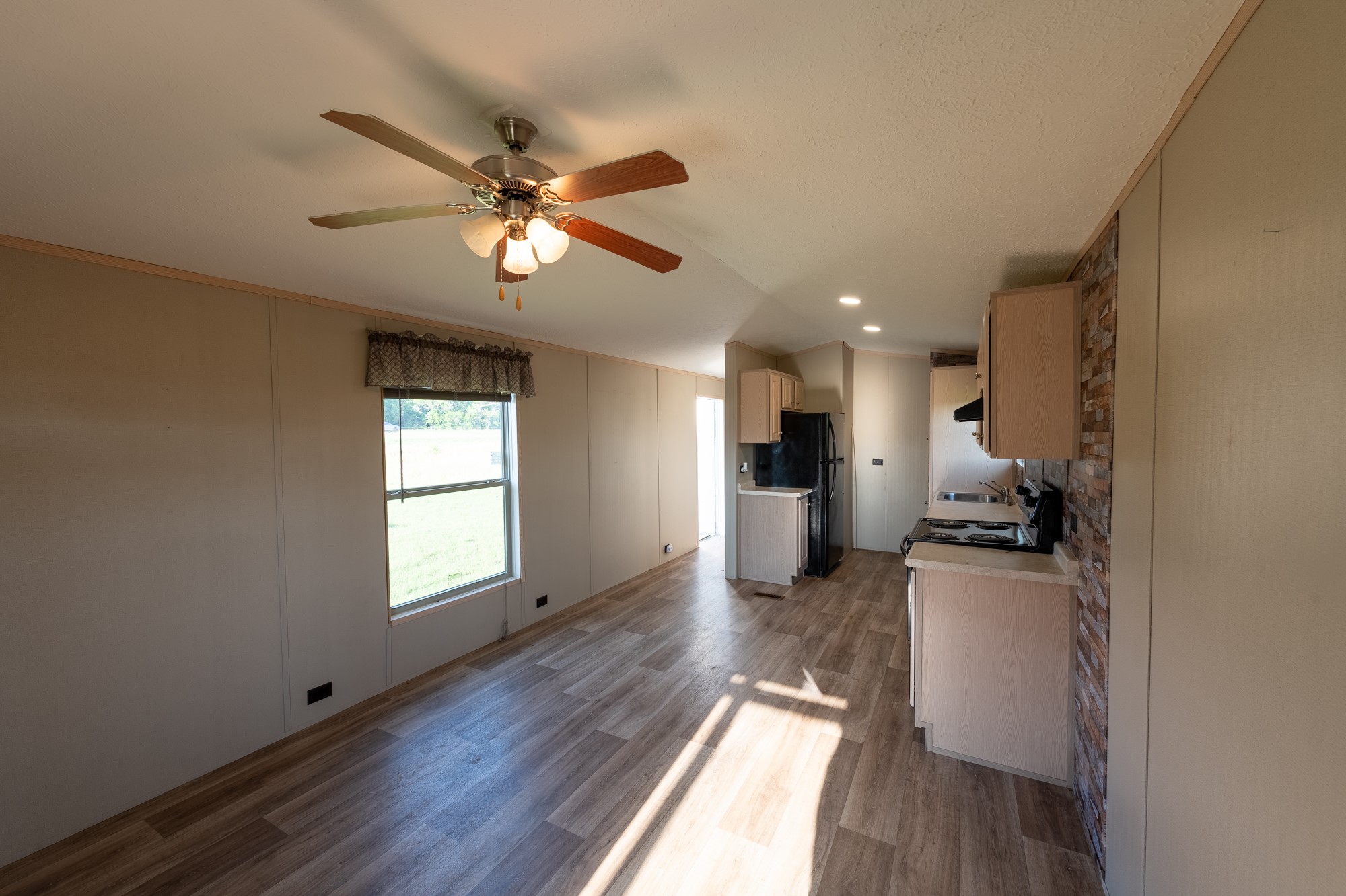 2715 US Hwy 287 Highway