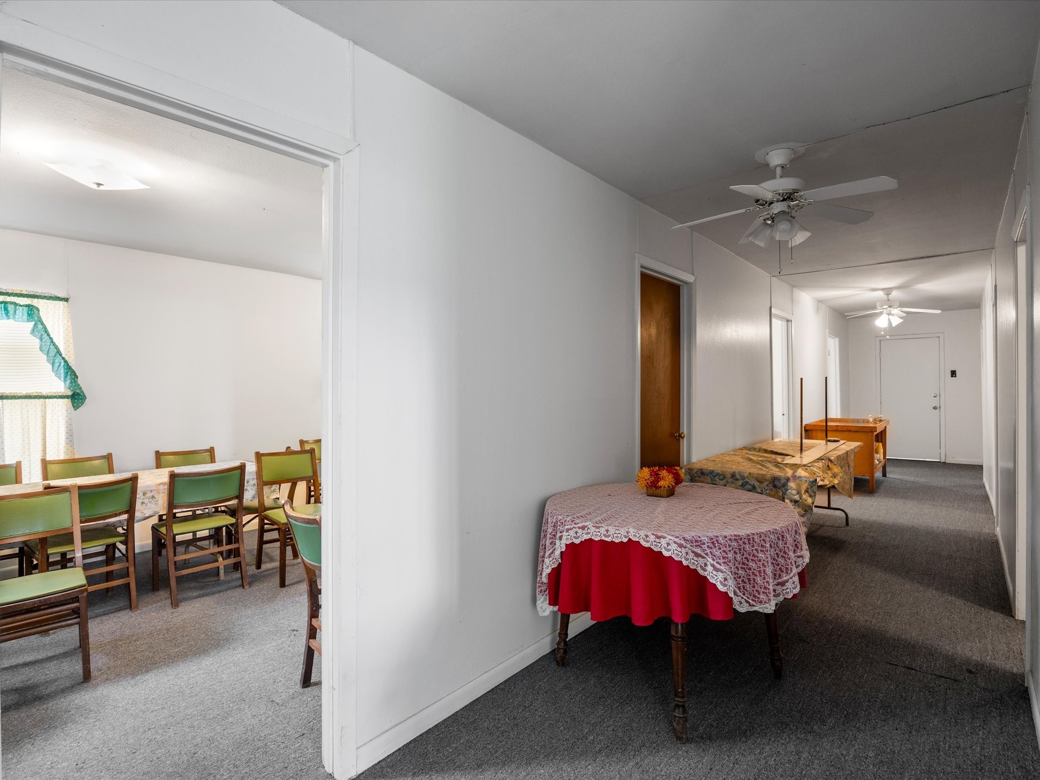 100 S Colbert Street