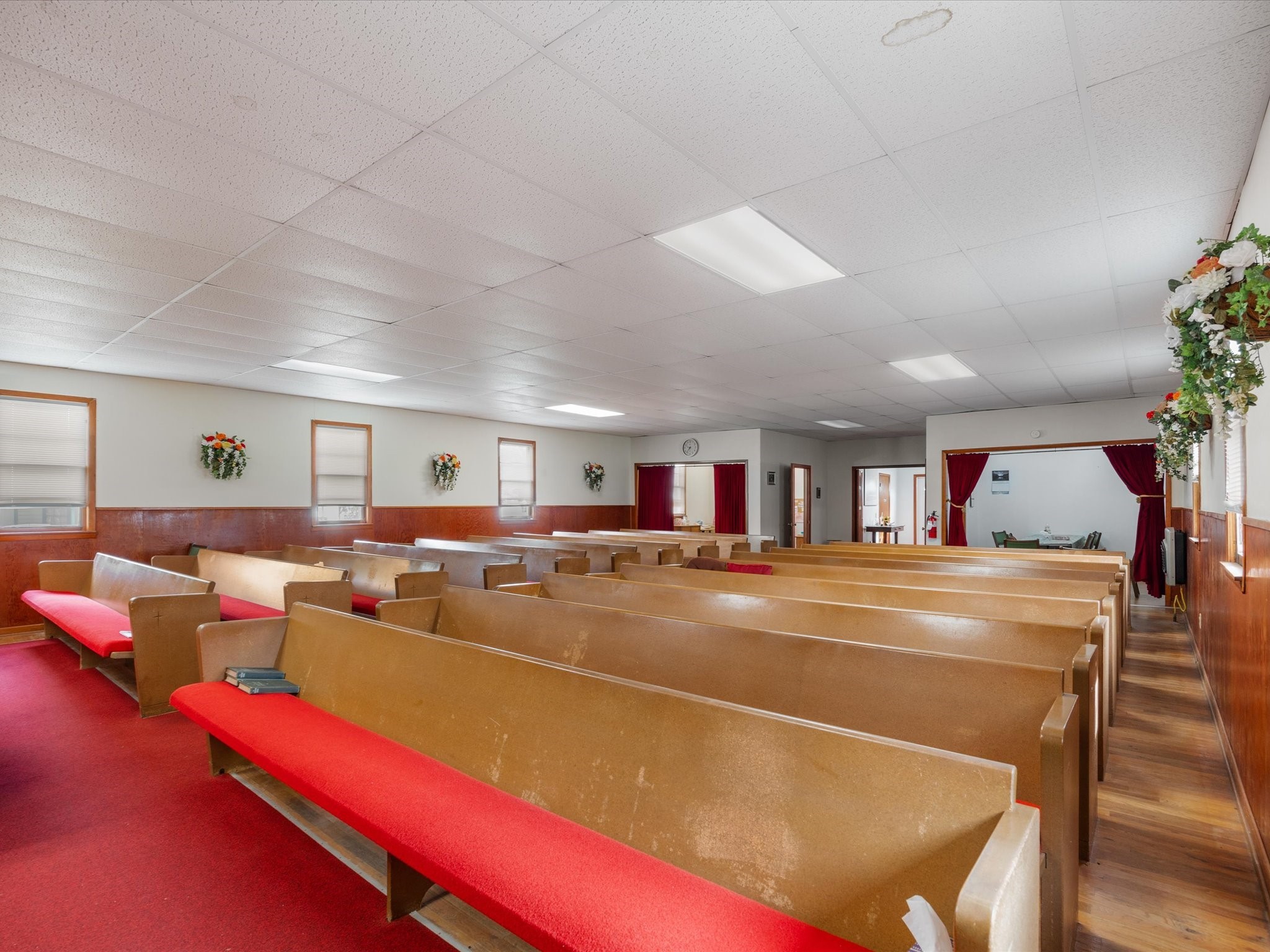 100 S Colbert Street