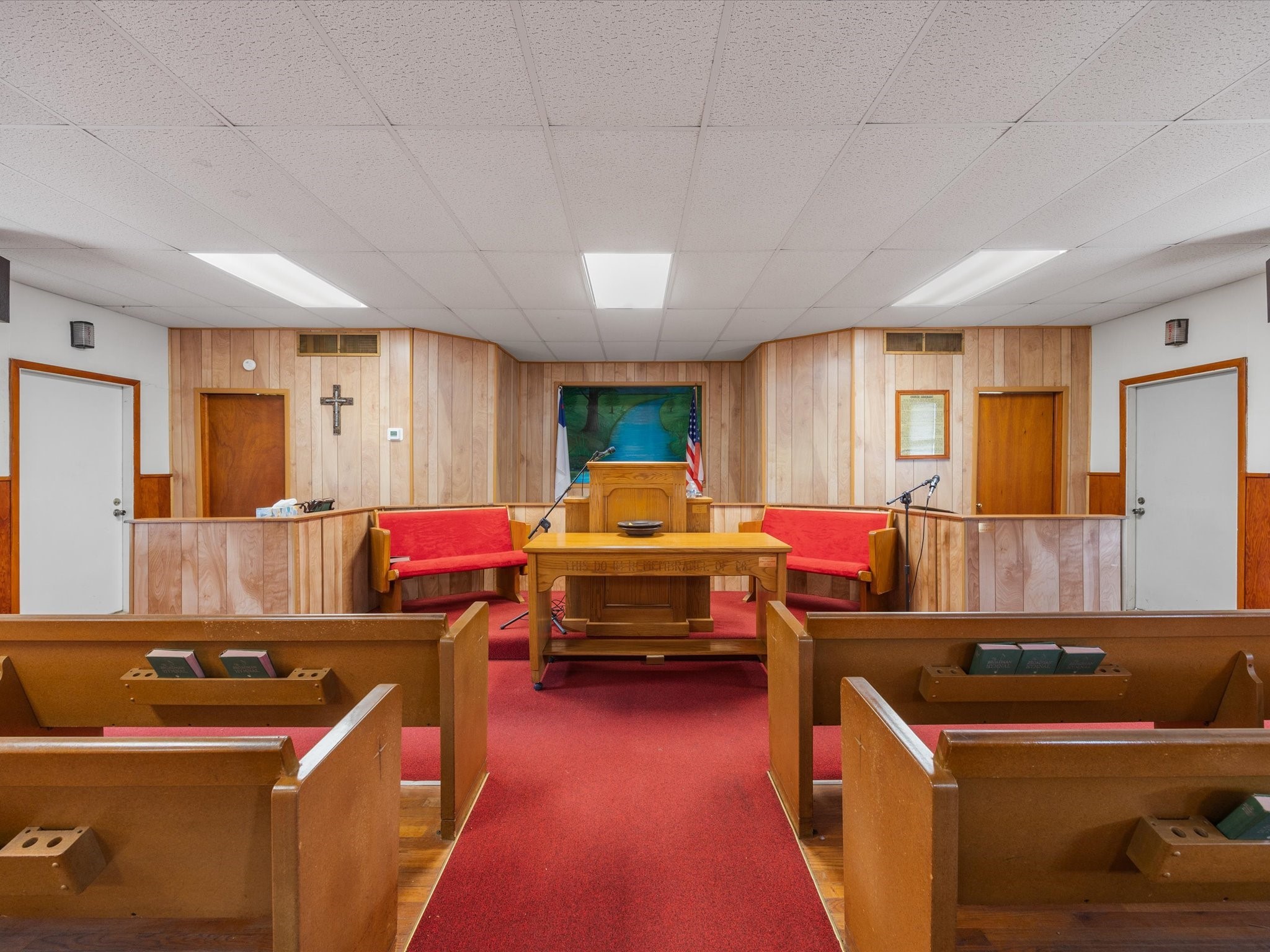 100 S Colbert Street