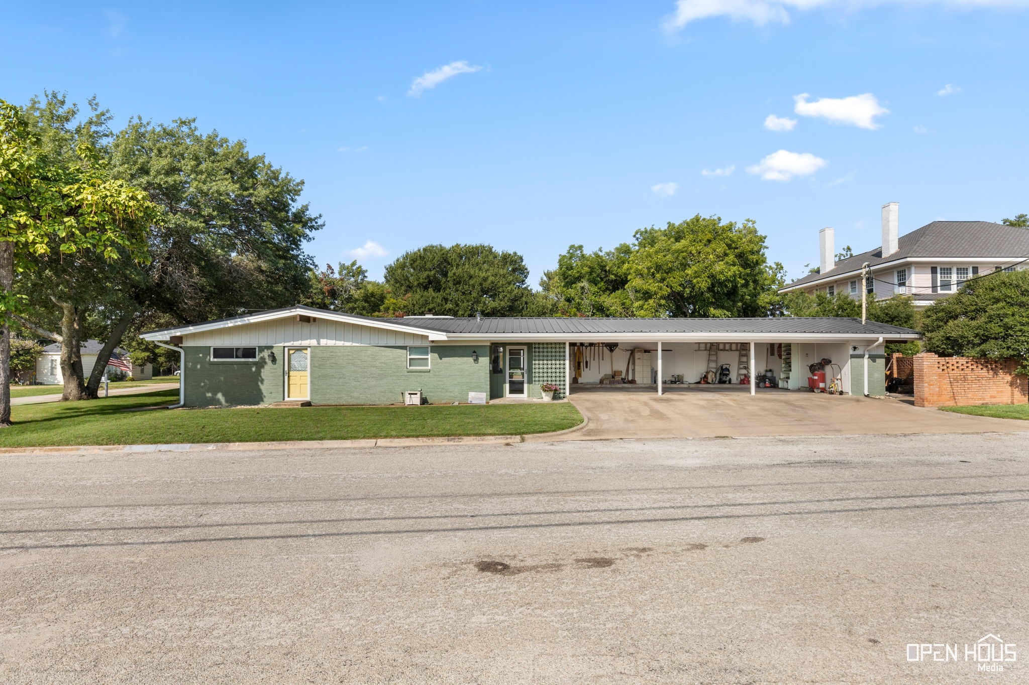 716 E South Street