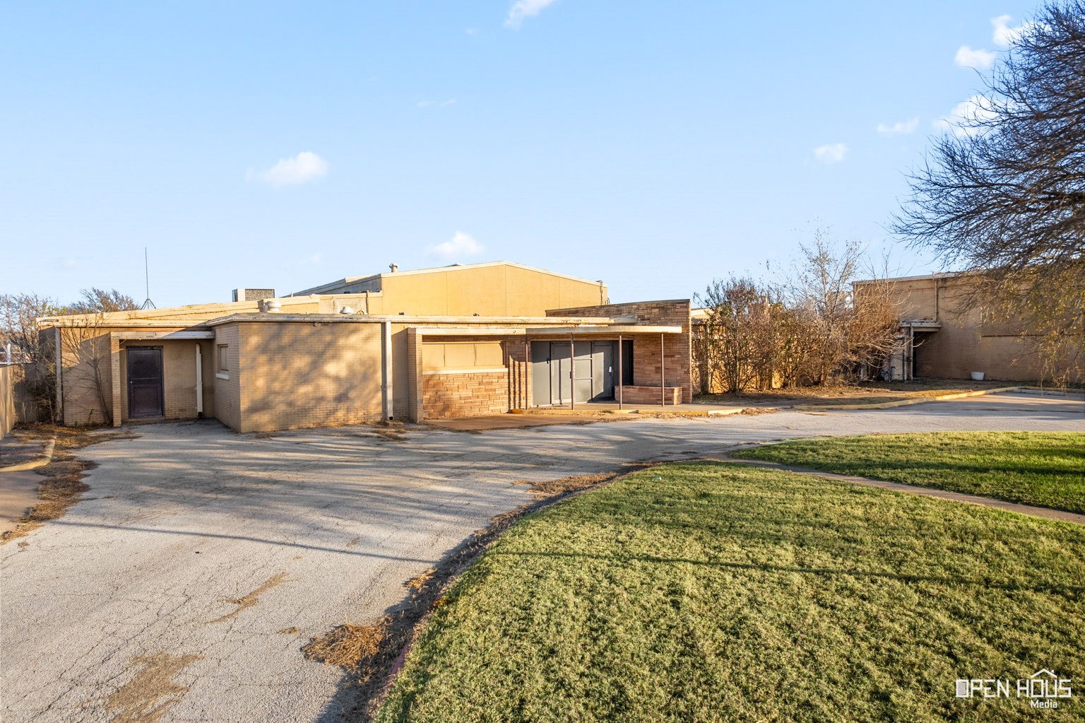 3101 Armory Road