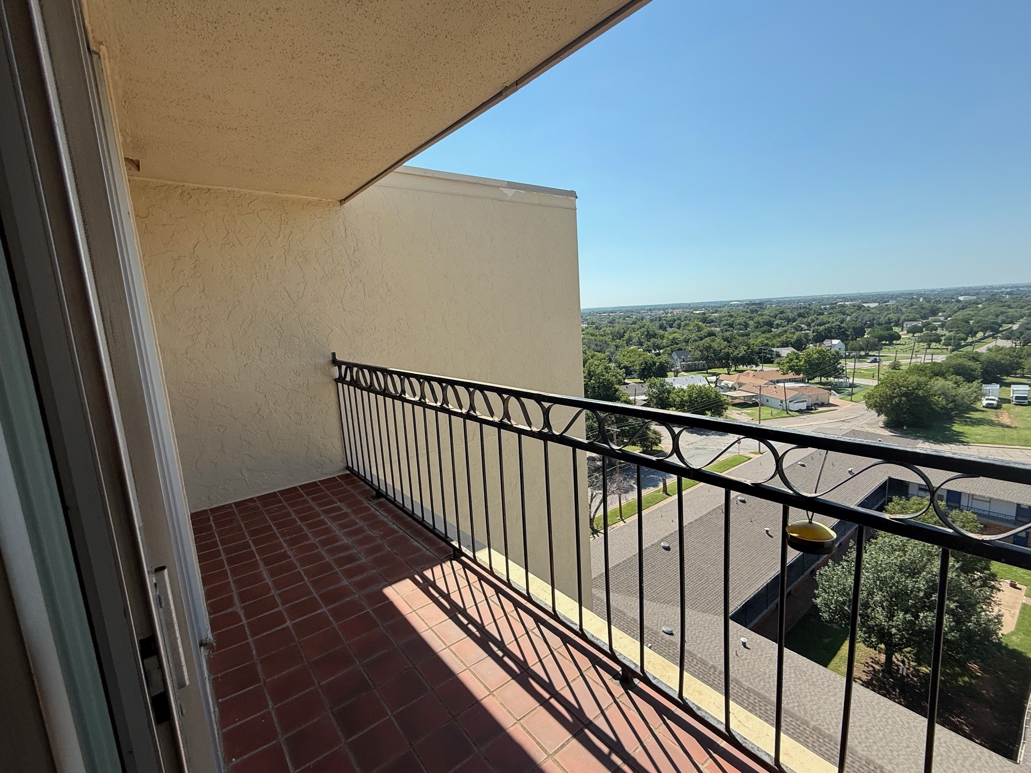 1005 2100 Santa FE Point