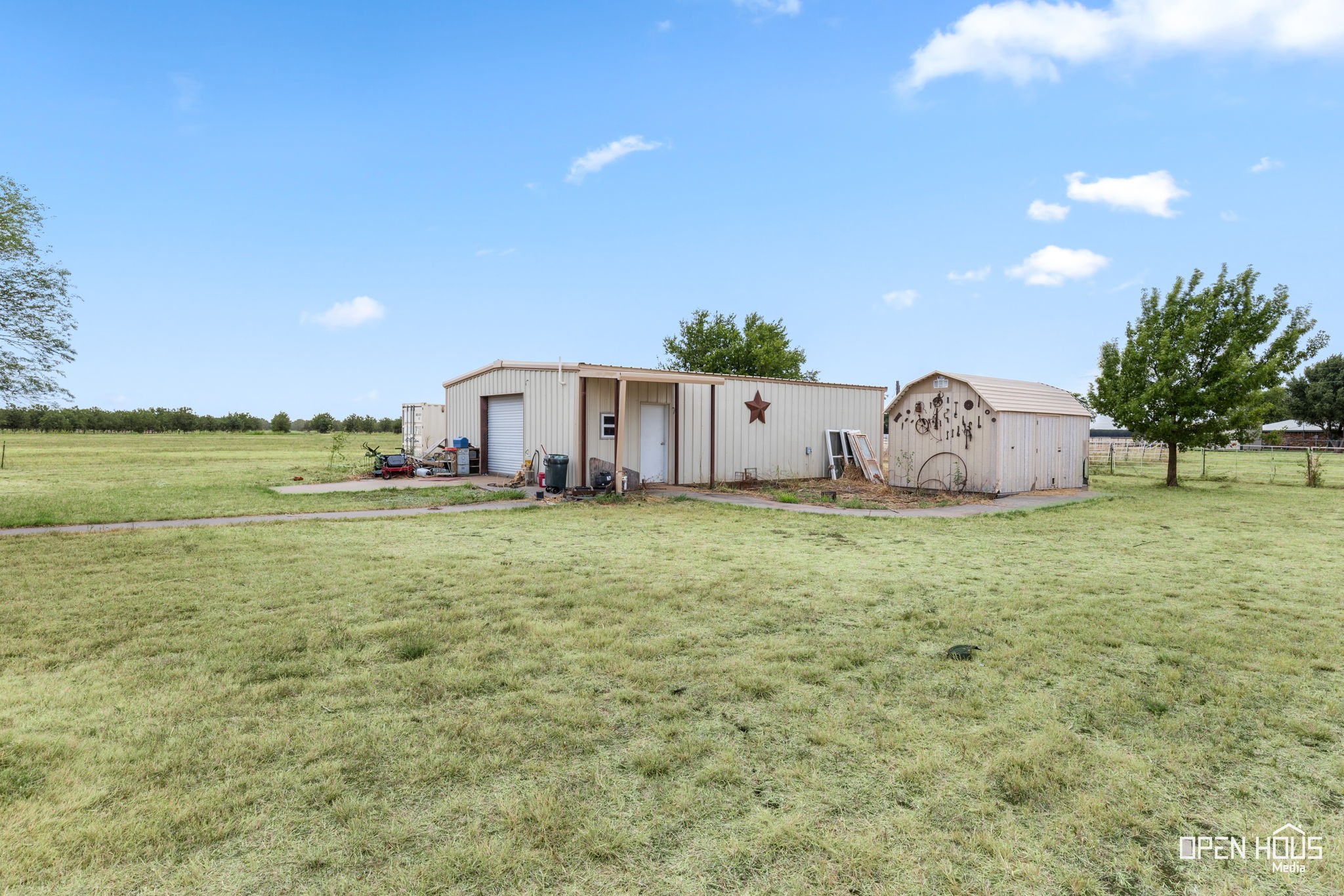 2657 FM 171 Road
