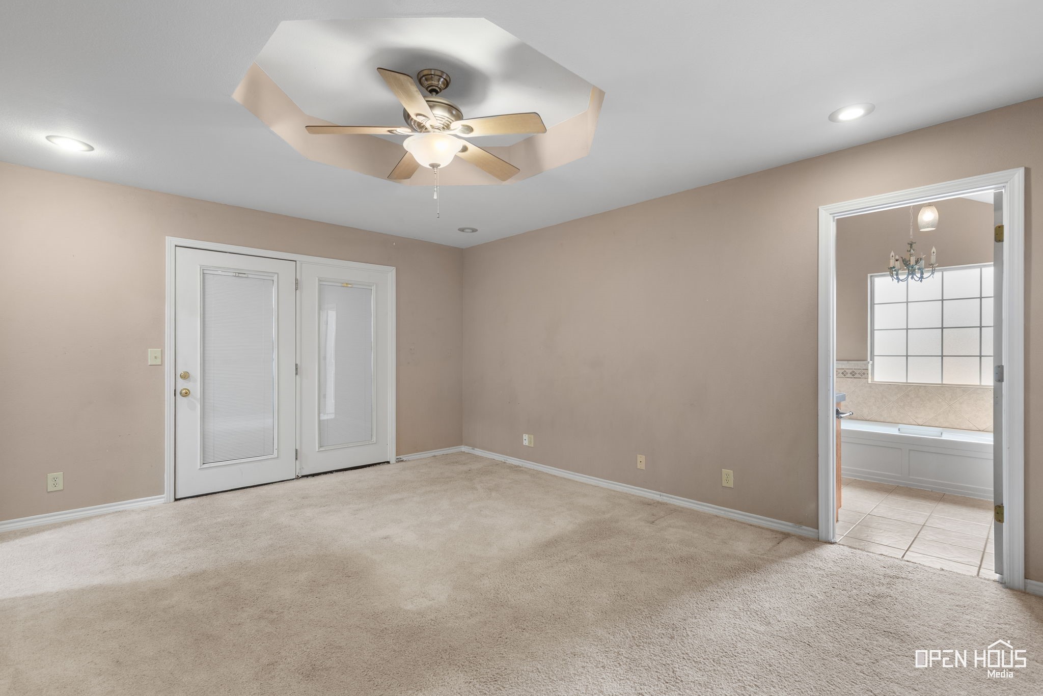 2657 FM 171 Road
