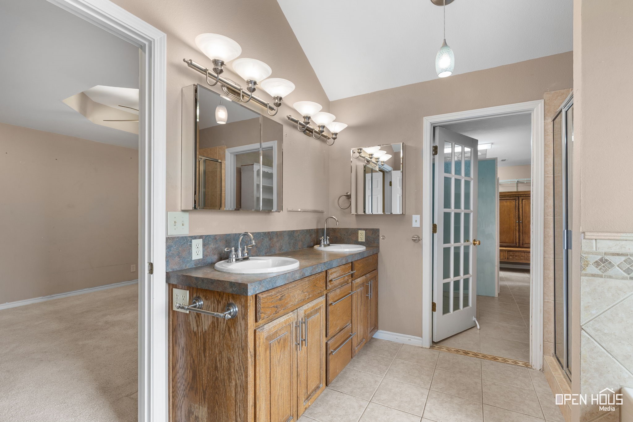 2657 FM 171 Road