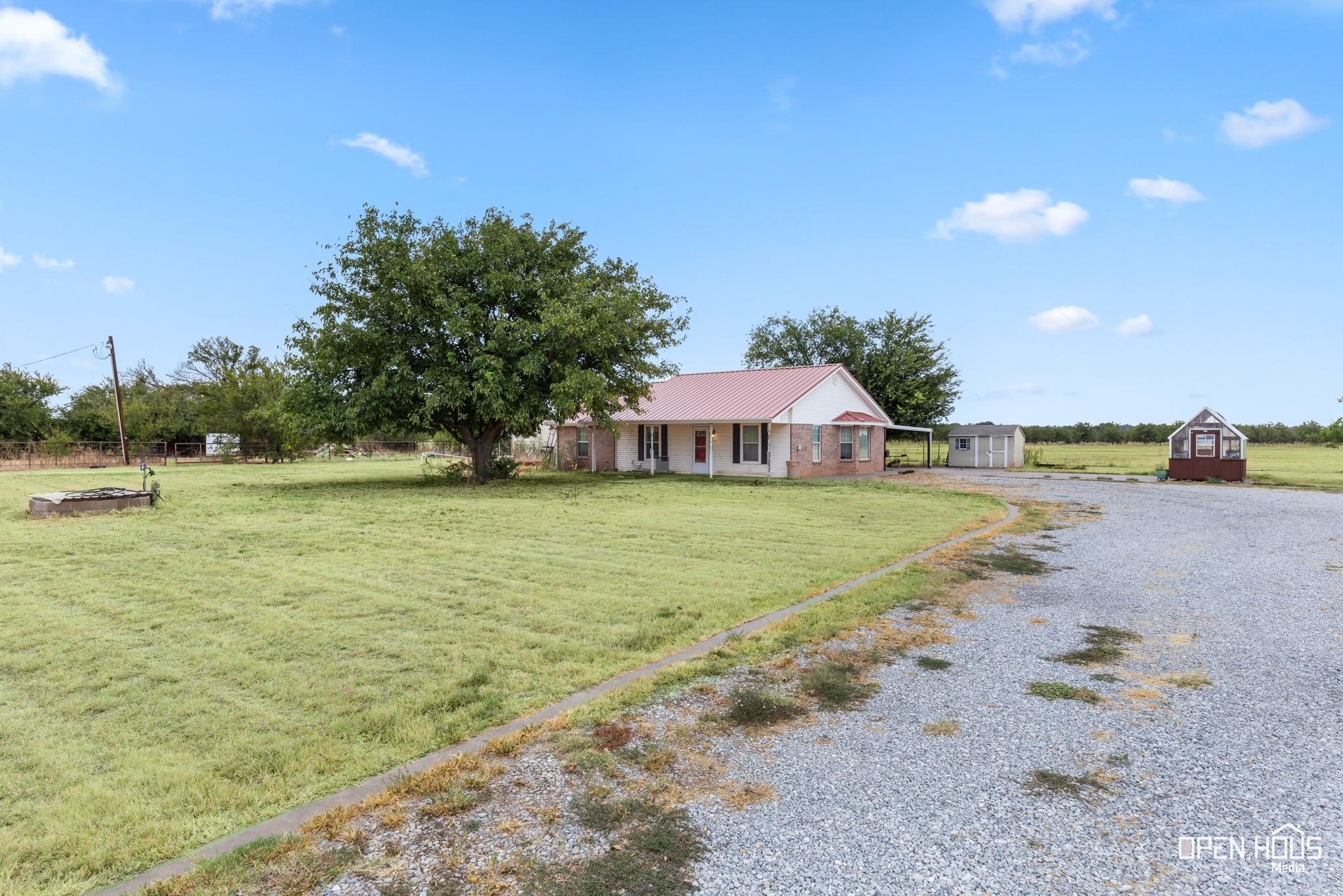 2657 FM 171 Road