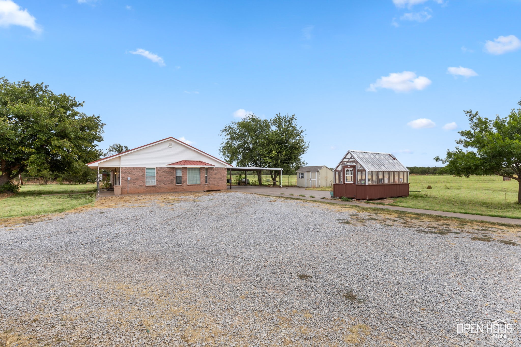 2657 FM 171 Road