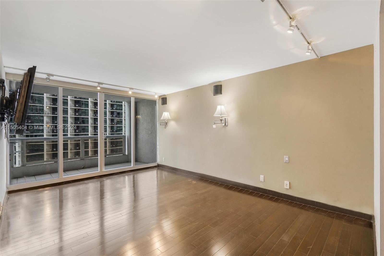 1717 N Bayshore Dr # 2445 Unit: A-2445