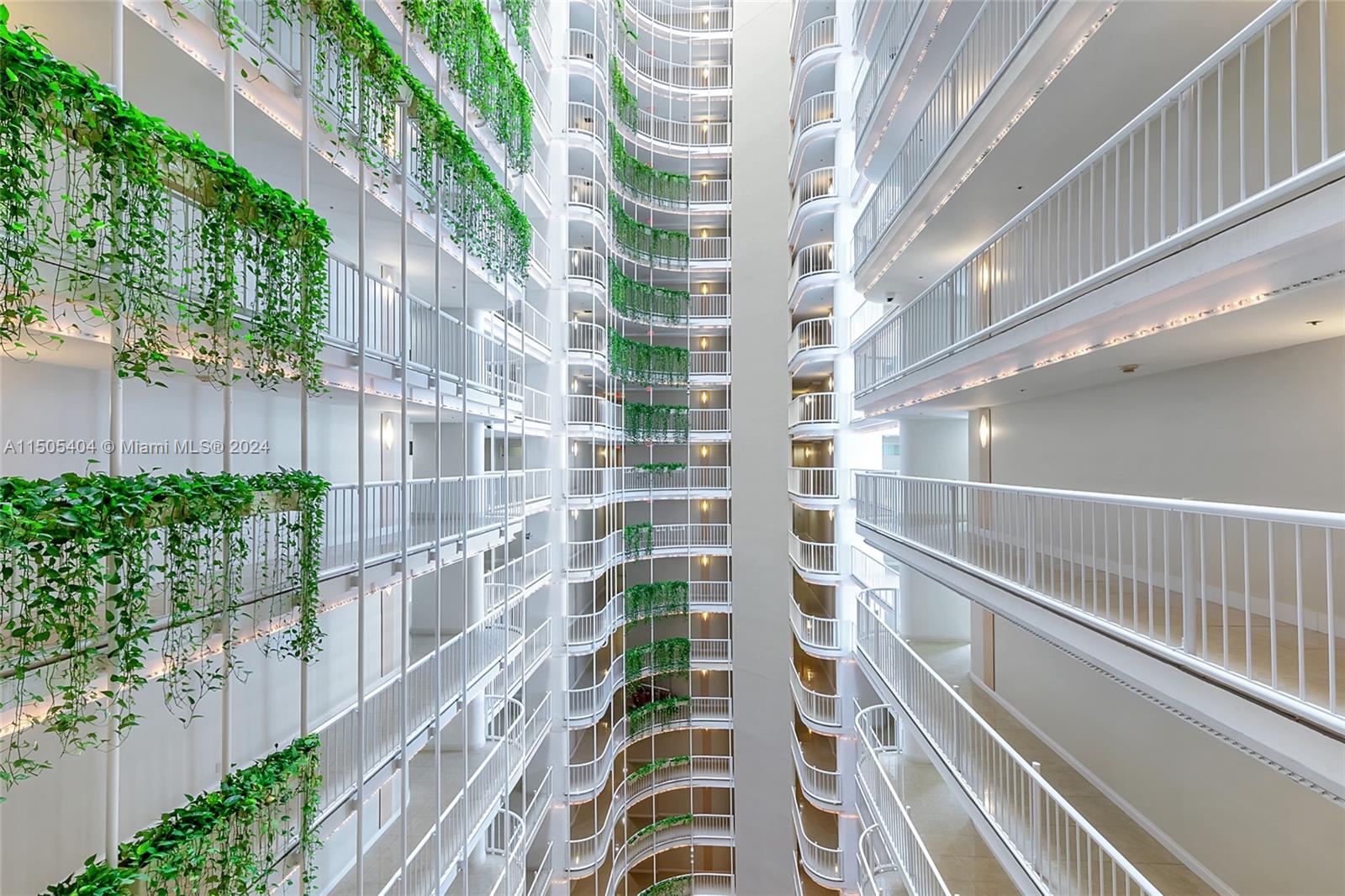 1717 N Bayshore Dr # 2445 Unit: A-2445