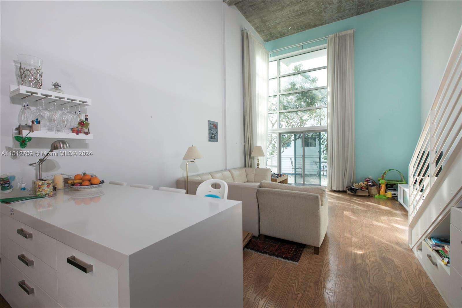 7744 Collins Ave # 4