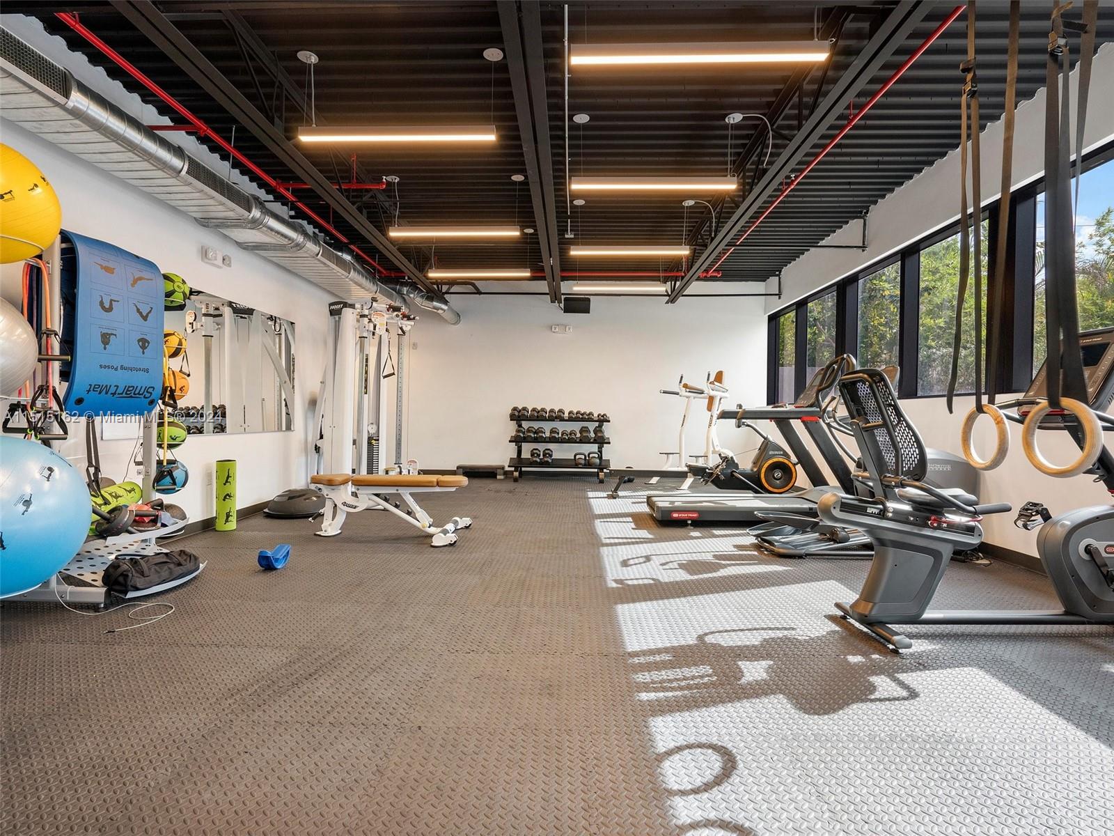 3156 SW 27th Ave # 103