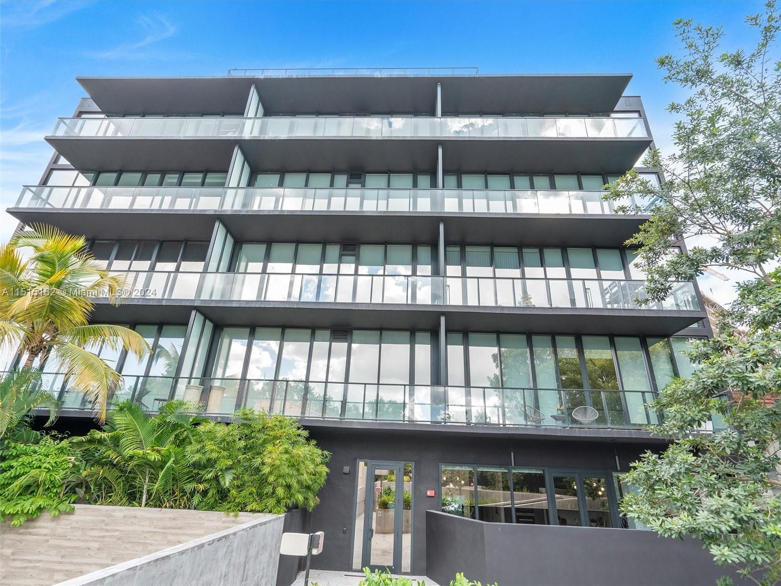 3156 SW 27th Ave # 103