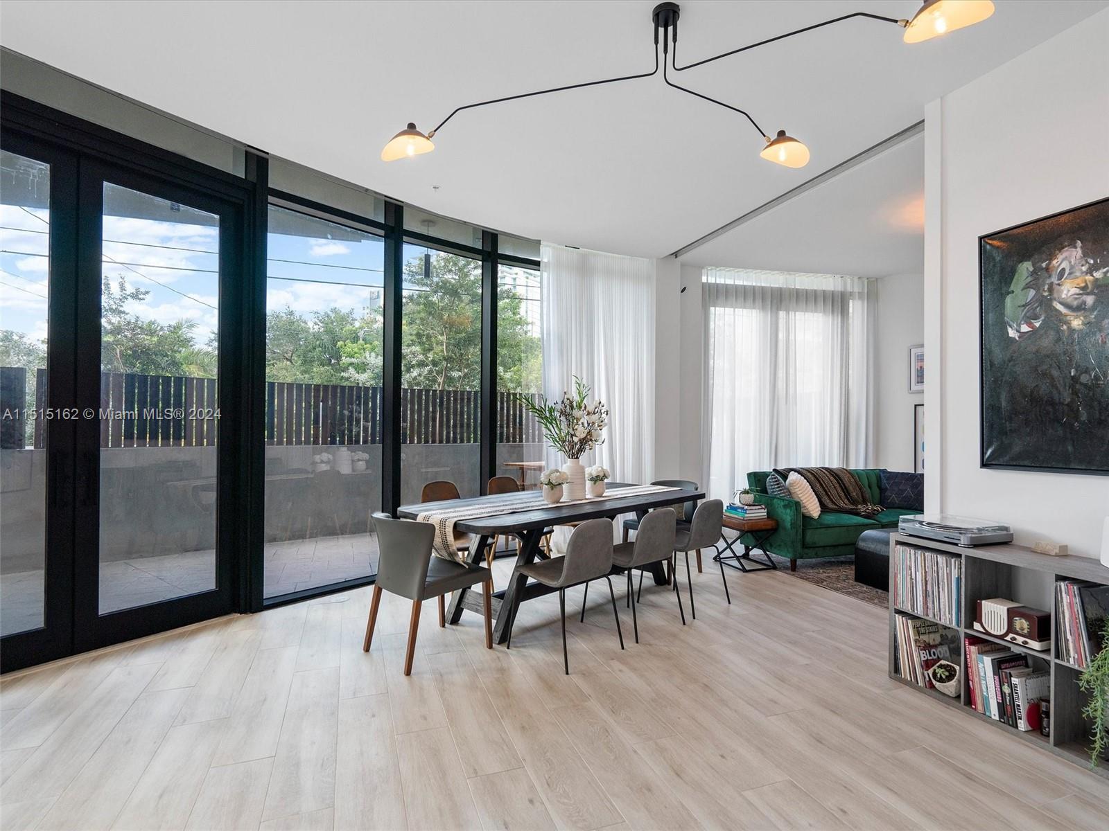 3156 SW 27th Ave # 103