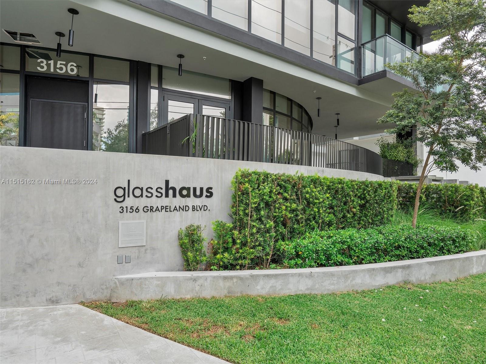 3156 SW 27th Ave # 103