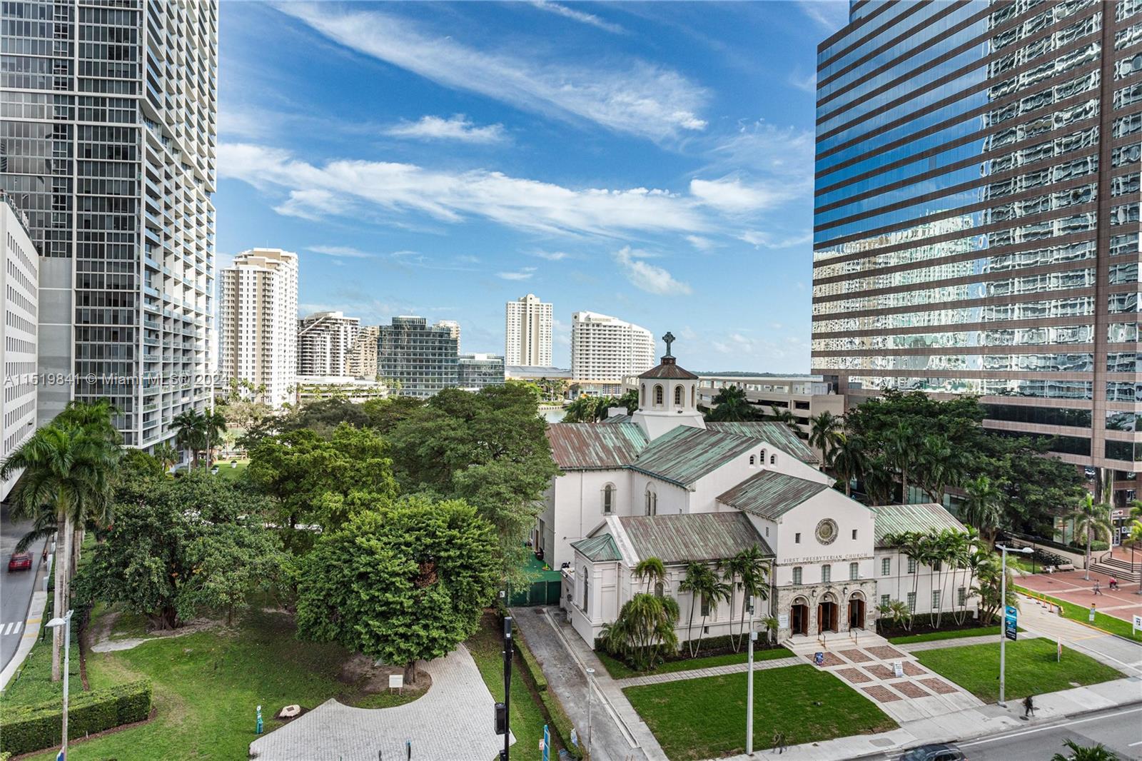 500 Brickell Ave # 800