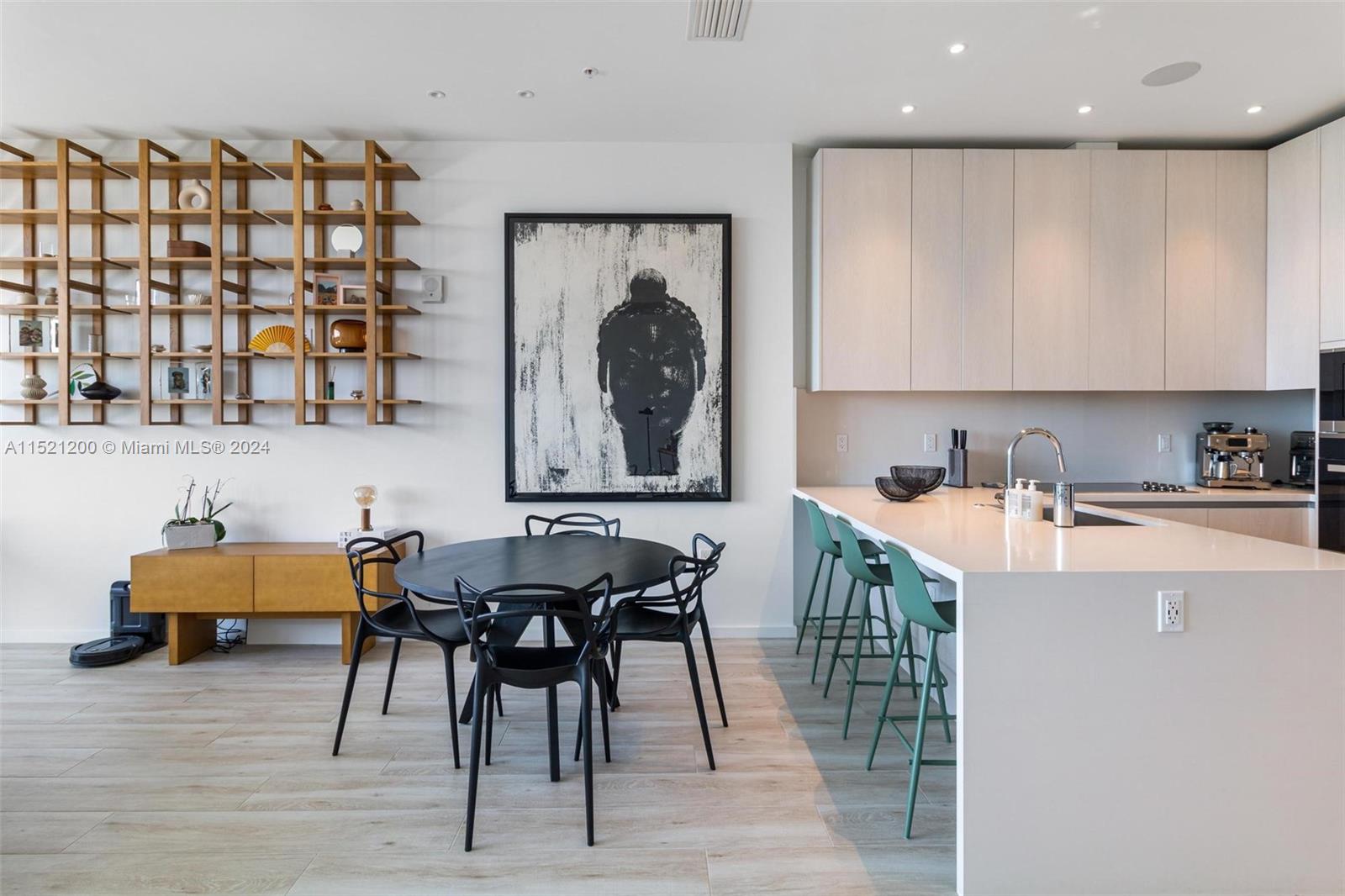 3156 SW 27th Ave Unit: PH2