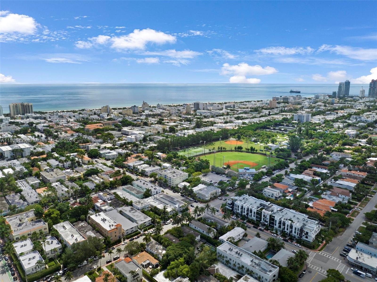 1525 Michigan Ave # 5