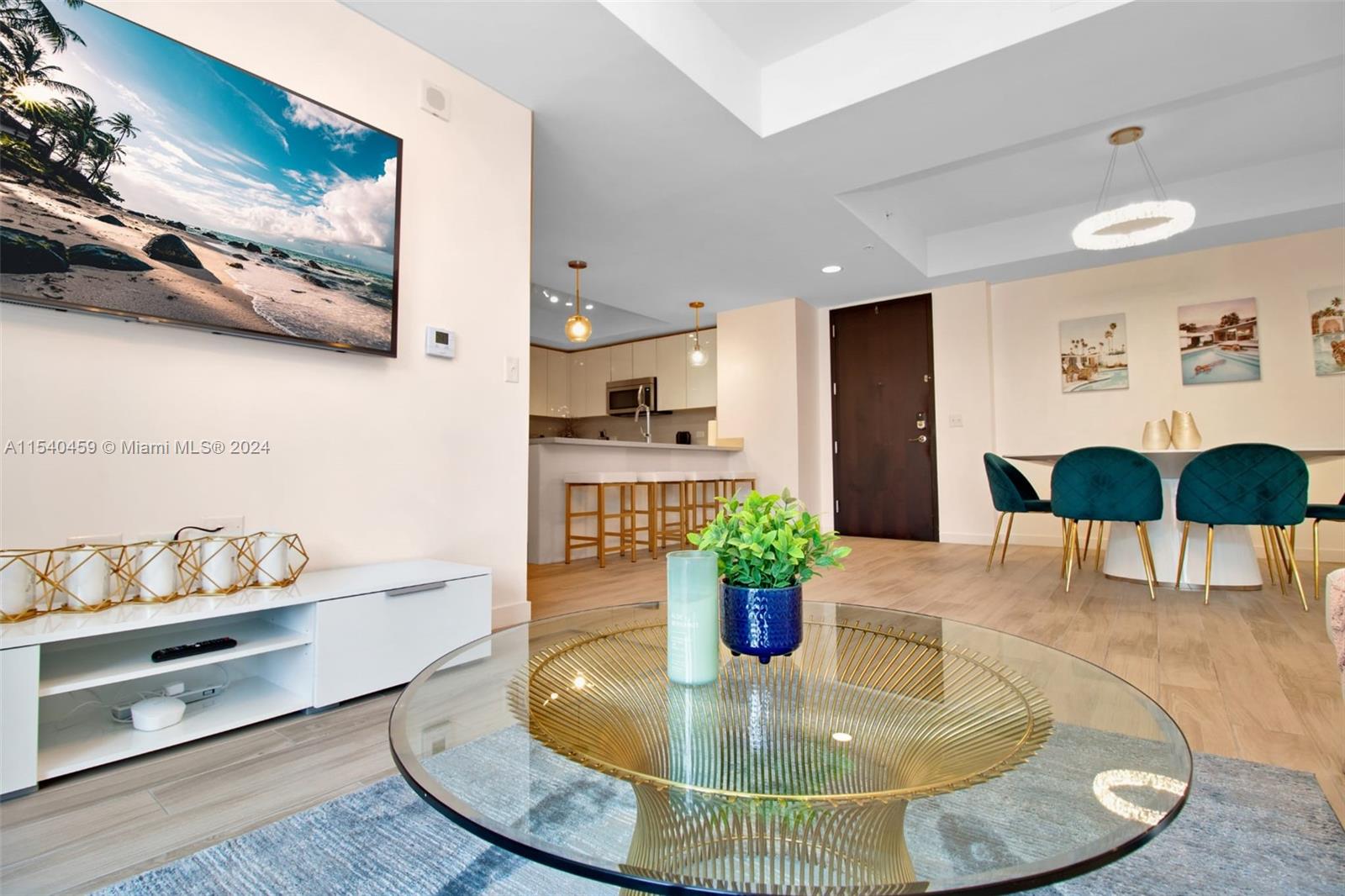 999 SW 1st Ave # 3316