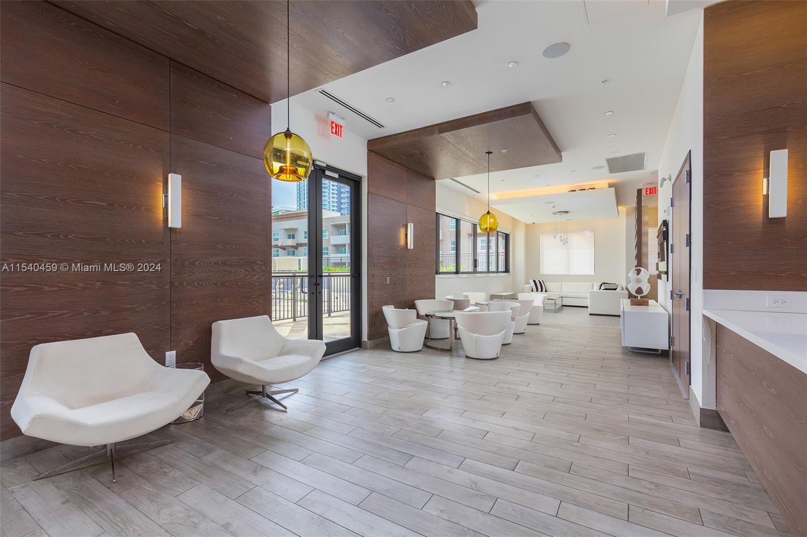 999 SW 1st Ave # 3316