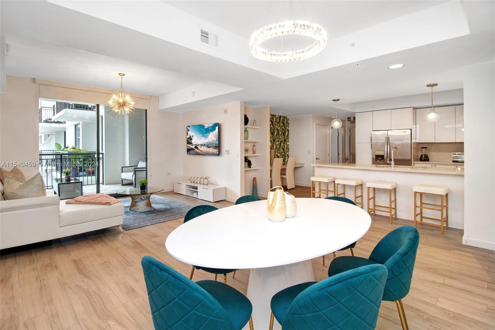 999 SW 1st Ave # 3316