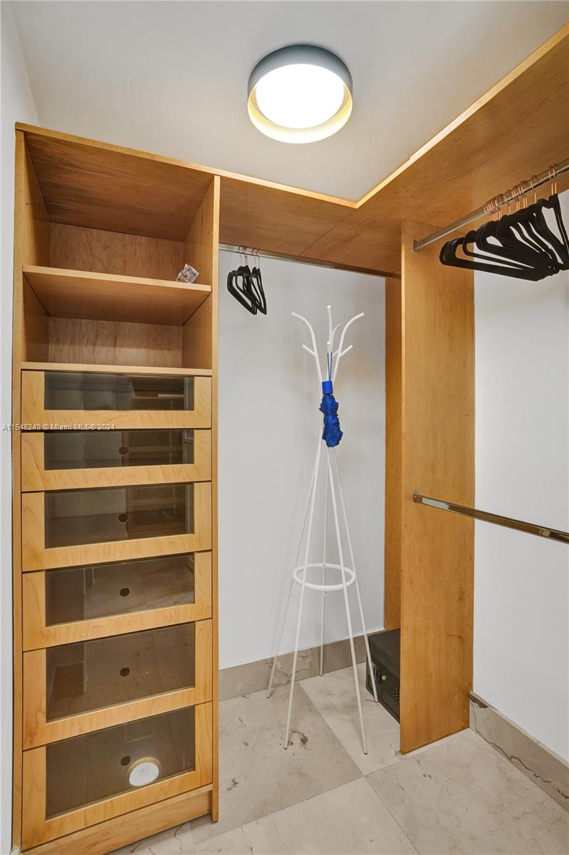1331 Brickell Bay Dr # 4203