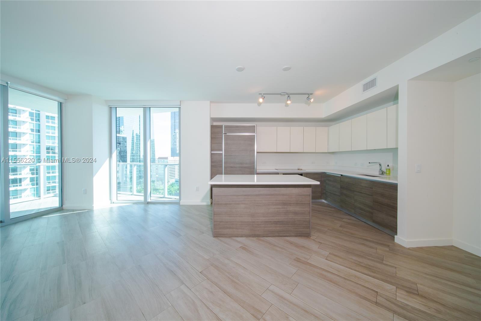 1100 S Miami Ave Unit: 1701