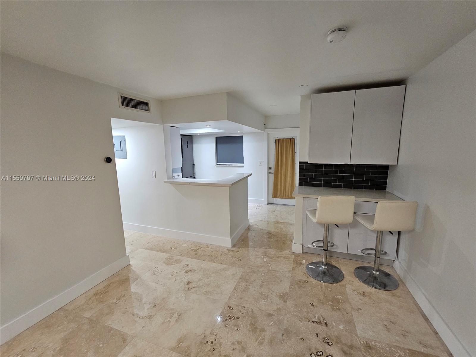 910 Jefferson Ave # 2C