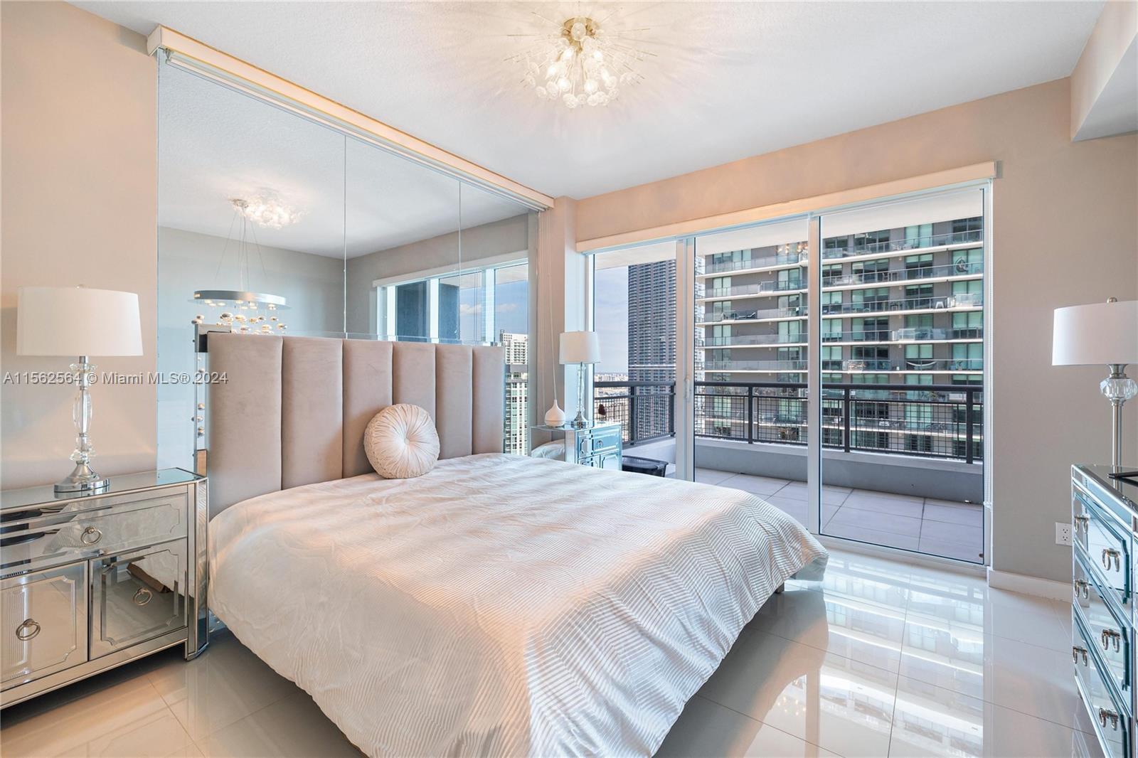60 SW 13 St # 4212