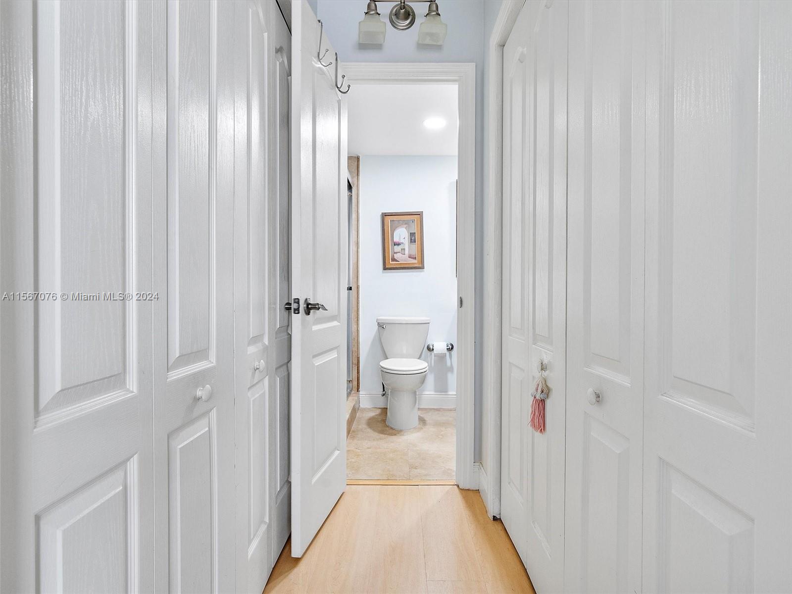 90 Edgewater Dr # 812