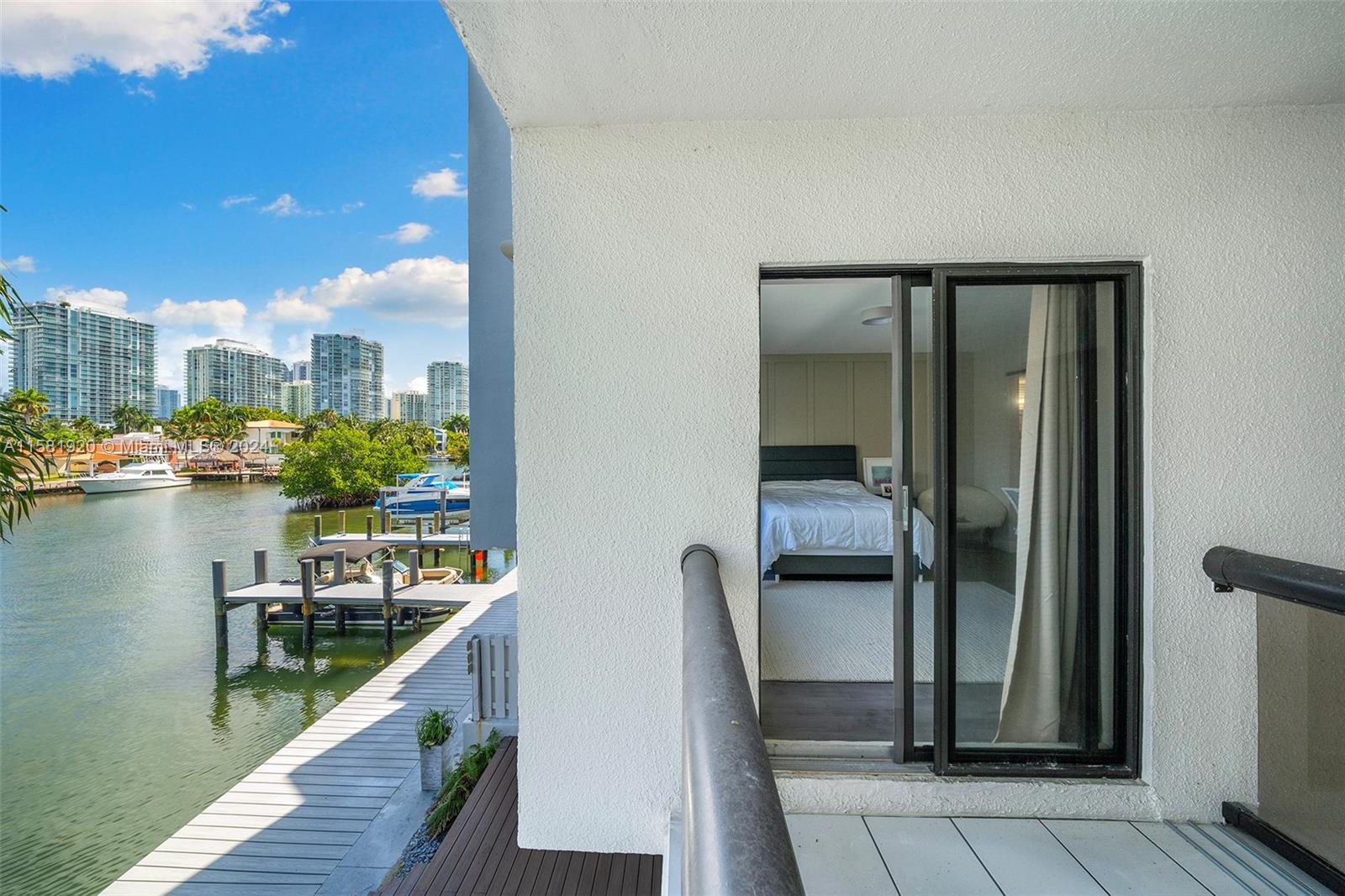 429 Poinciana Island Dr # 1415