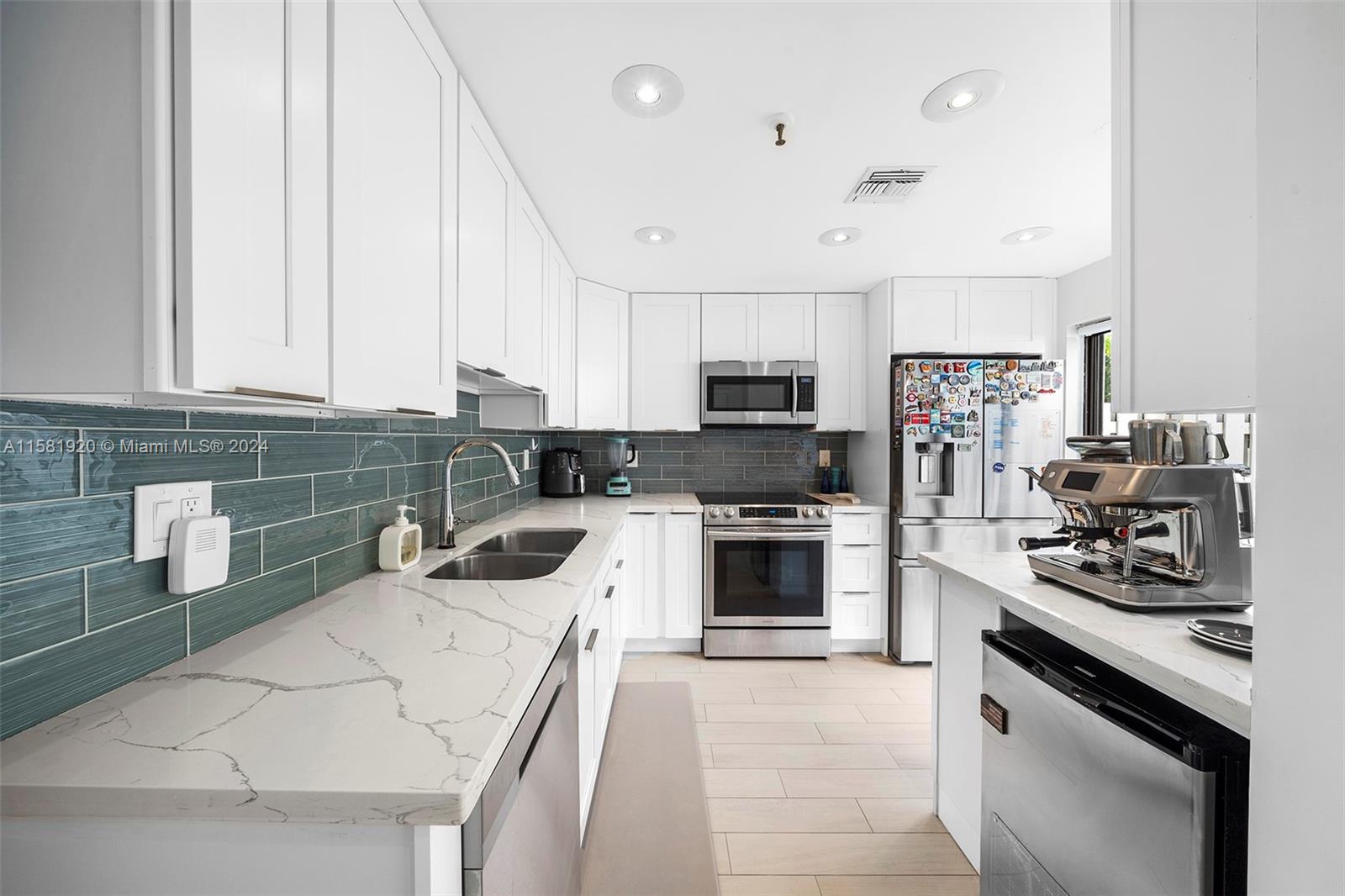 429 Poinciana Island Dr # 1415