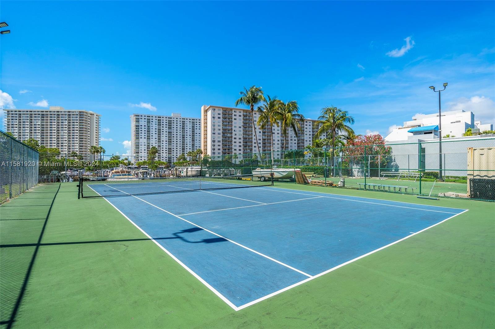 429 Poinciana Island Dr # 1415