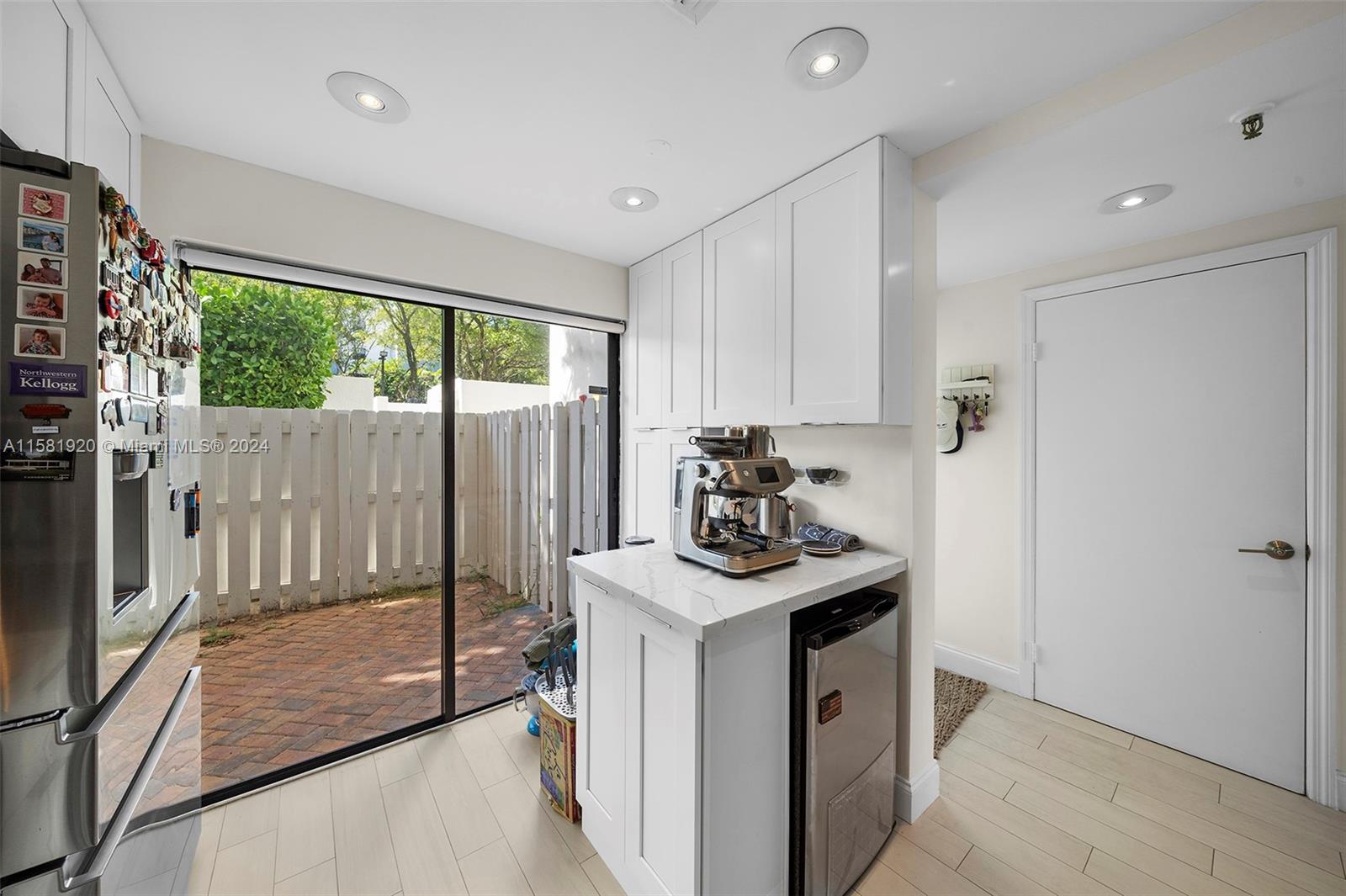 429 Poinciana Island Dr # 1415