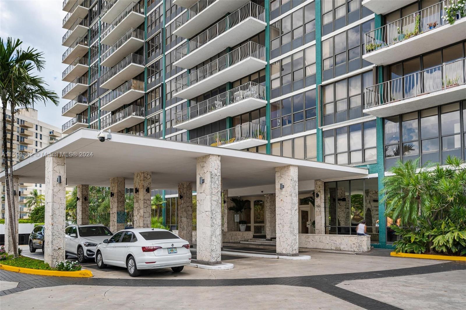 780 NE 69th St # 1502